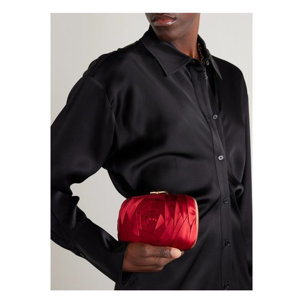 부아뜨 드 뉘 로즈 장식 새틴 클러치 레드 46376663162925362