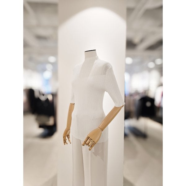 [파주점] [더아이잗컬렉션]시스루 하프넥 풀오버 니트 CS3B1PO411