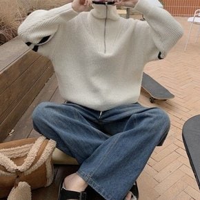 배색포인트 일상코디 브베린반집업니트