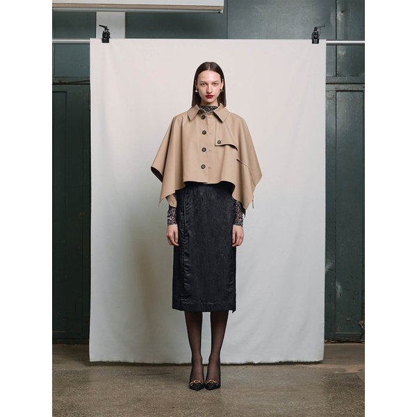 BEIGE CROPPED TRENCH CAPE