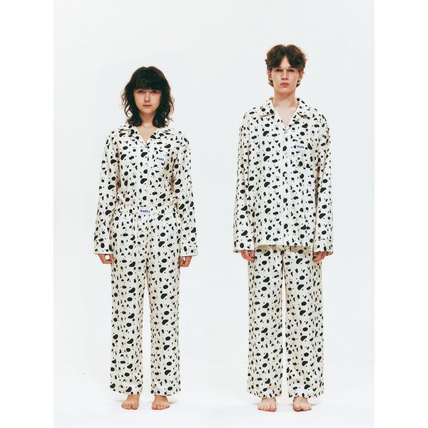 (Unisex) 달마시안 아이보리 긴팔/긴바지 파자마 세트