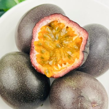 백수네상회 국내산 패션후르츠(백향과) 생과 (13개 내외/1kg)
