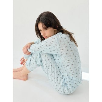 코즈넉 켑 내장 스토크 플라워 잠옷세트