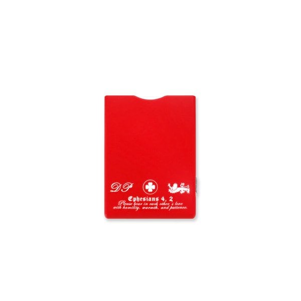 red magsafe button pocket