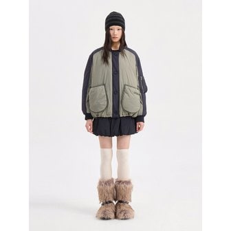 럭키슈에뜨 Colored Volume Padding Jumper (khaki) LFUCW25300KHX