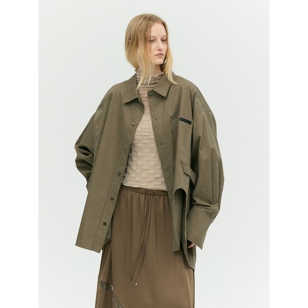 오버핏 유틸리티 셔츠 EMP9WBL130