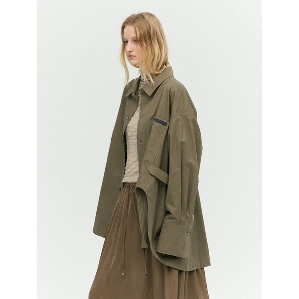 오버핏 유틸리티 셔츠 EMP9WBL130