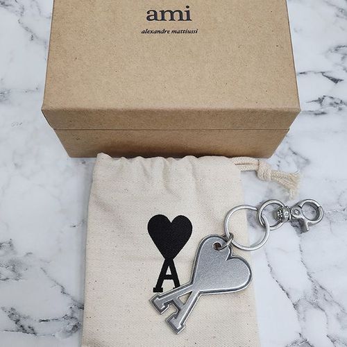 https://image-cdn.trenbe.com/productmain-image/20240914_638618710176457822_23291664_1.jpg
