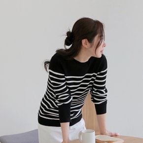 [최초가 99,000원][르포엠]쉘브론 골지 스트라이프 니트 1종