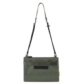 데이데이 크로스 가방 B1 DYT1322K