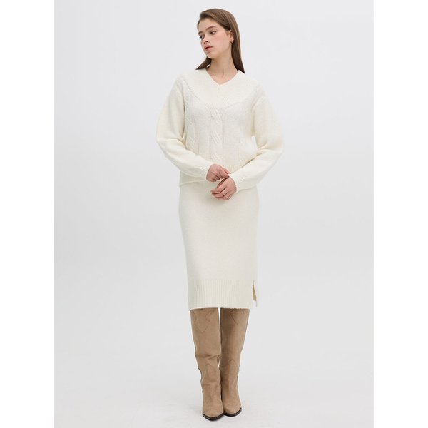 허리 밴딩 슬릿 H라인 니트 스커트 OK4WSA740