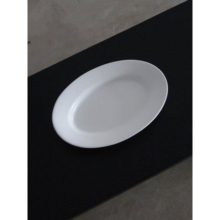 Oii White simple long plate