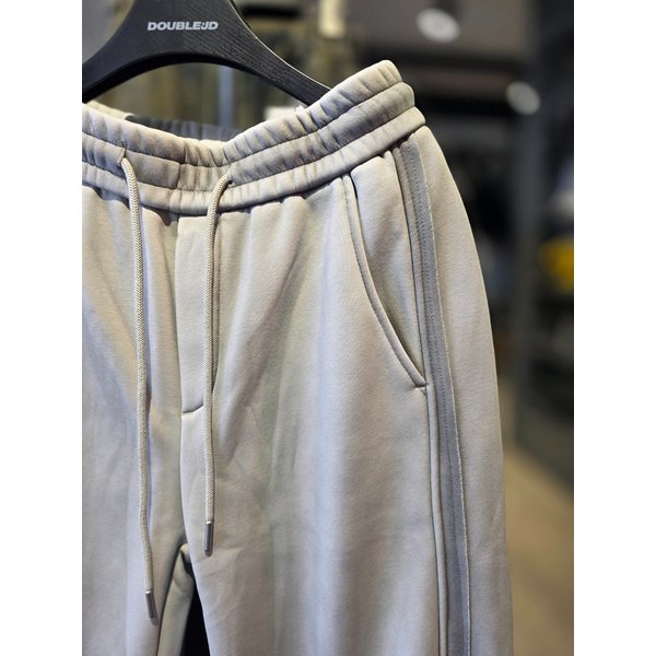 [시흥점] 기모 워싱라인 세미와이드 스트링팬츠 (남여공용) /JGZZ80B48GY