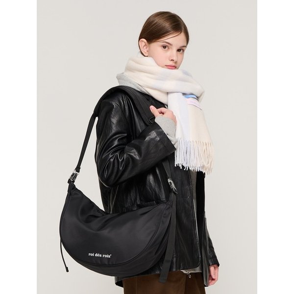 하프 서클 라인 빅 크로스백 (블랙)