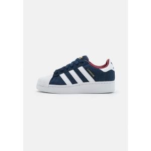 아디다스 3696060 adidas SUPERSTAR XLG - Trainers collegiate navy/footwear white/collegiate burgundy