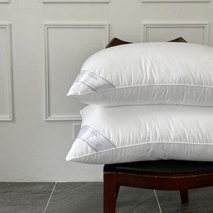 화이트리퍼블릭 Ultra Microfiber Pillow Light  800gram