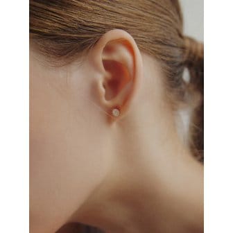 egna Teeny Sona Single Earrings