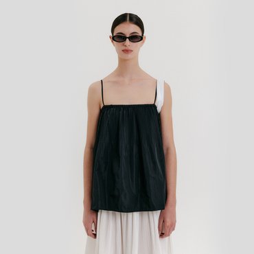 EENK Pleats Sleeveless Top - Black