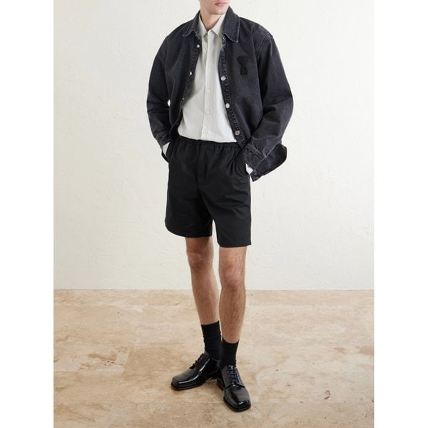 로고 엠보스드 스트레이트 레그 코튼 쇼츠 46376663162992540