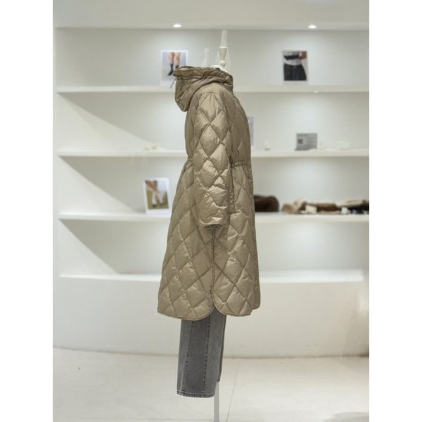 [여주점] 여성 다이아몬드 퀼팅 롱 덕 다운 (L254PSG046)