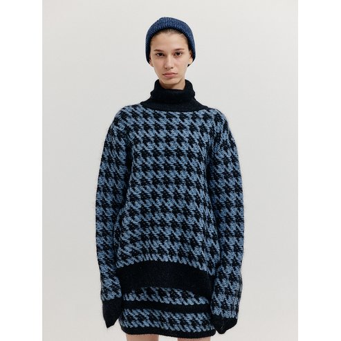 EENK XEZAL Houndstooth Check Knit Turtleneck - Blue/Black