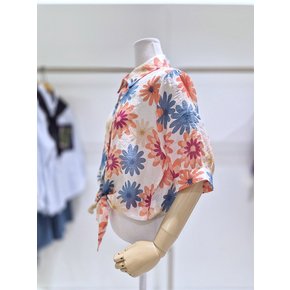 AK원주점 르니앤맥코이 플라워 나염 크롭 블라우스 MN06BL003
