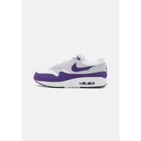 4721417 Nike AIR MAX 1 UNI - Trainers white/field purple/black