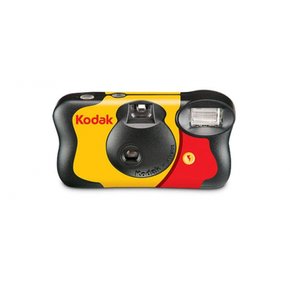 Kodak FunSaver 35mm Single Use Camera by Kodak