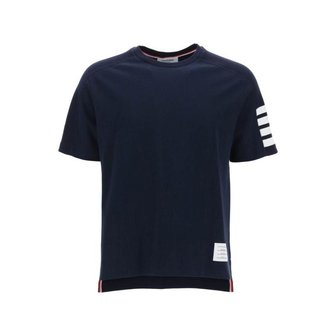 톰브라운 26SS 톰브라운 코튼 4바 숏 슬리브 티 MJS246A07323415 DOM