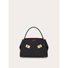 Hug handbag (XS)