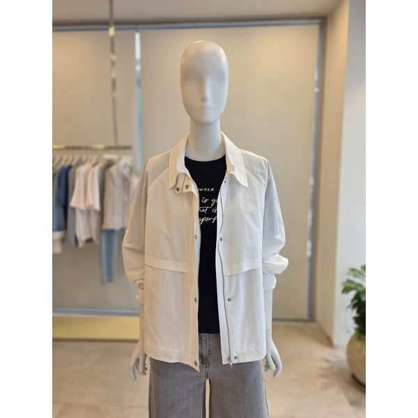 [여주점] [더 아이잗] 여성 플랩 장식 백 스트링 칼라 점퍼(IS4A0JP021)