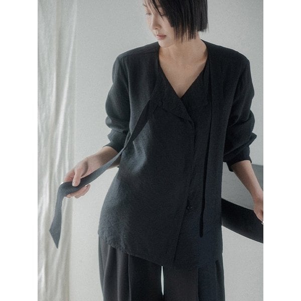 샬롱 타이 블라우스(블랙)