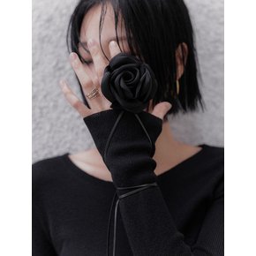 타임리스 라운드 울 니트(블랙)