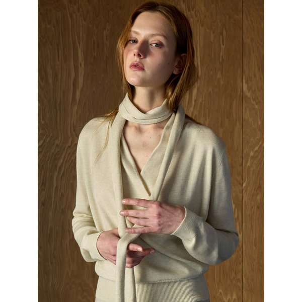 다이애그널 랩 스카프 니트 탑 베이지 OU1875