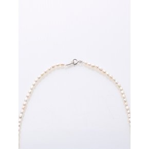 Mini Pearl Line Necklace-L