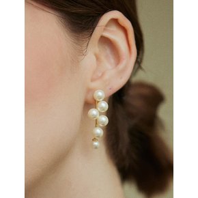 pearl party earring