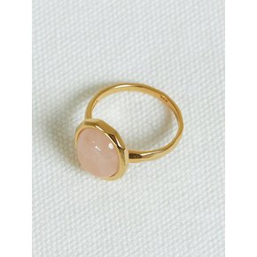 Rhye rose quartz ring