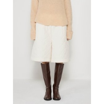 라코스모 QUILTED BERMUDA PANTS - IVORY