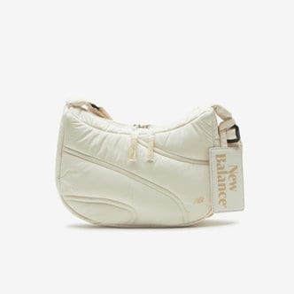 뉴발란스 NB HALFMOON SMALL BAG (사이즈 28*9*21) NBGCESW202-64