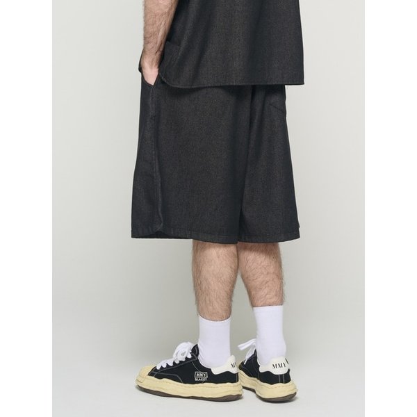 WASHED NON-FADE BERMUDA PANTS (BLACK)