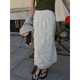 티엔느 [단독] Floral Veil Skirt_Ivory