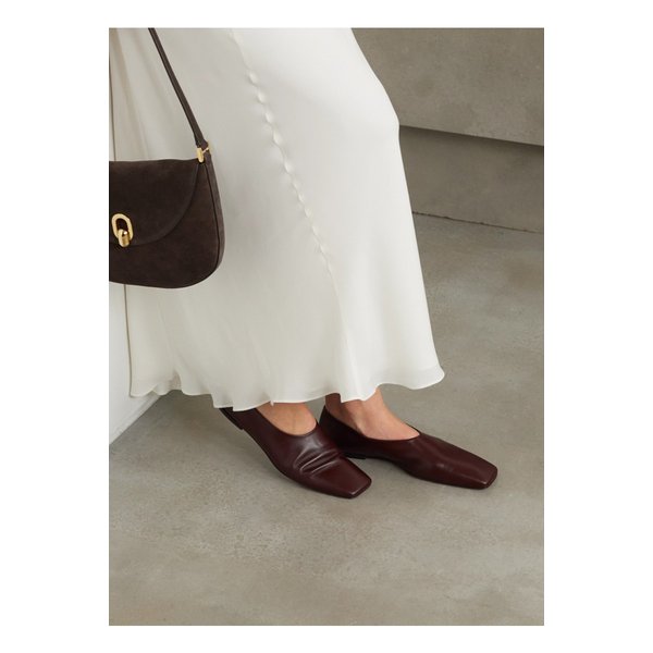아틀라스 가죽 발레리나 플랫 브라운 1647597326117245