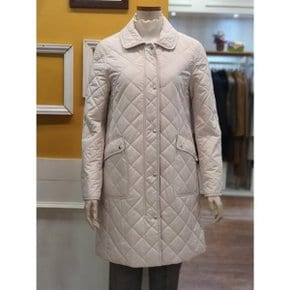 BCBG 세이브존01 이븐 퀼팅 점퍼 B4A1R132