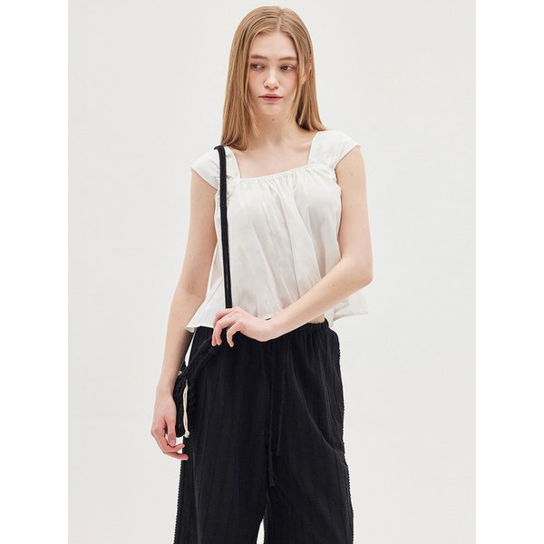 VOLUMINOUS SQUARE NECK BLOUSE_T513TP120