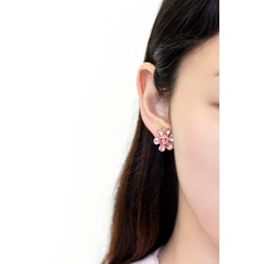 해외디자이너 Elizabeth Cole Crystal Flower Earring(EC23006E)