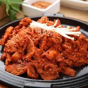 국내산 돼지고기 매콤 제육볶음 500g 밀키트 간편요리