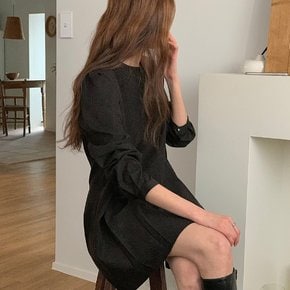 바네 미니 주름 퍼프 미니 긴팔 원피스