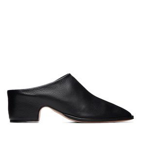 블랙 스퀘어 아치 뮬 AW26S2900L117 Black B01