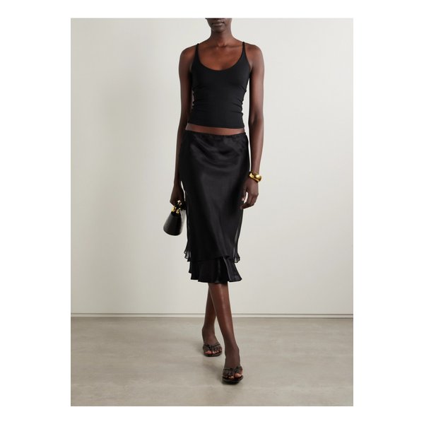 스킴스 스무스 레이어 저지 스킴피 스트랩 캐미 옵시디언 블랙 1647597360171298