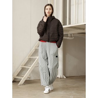 와이오와이 퀼팅 터크 플리츠 스트링 팬츠_연카키